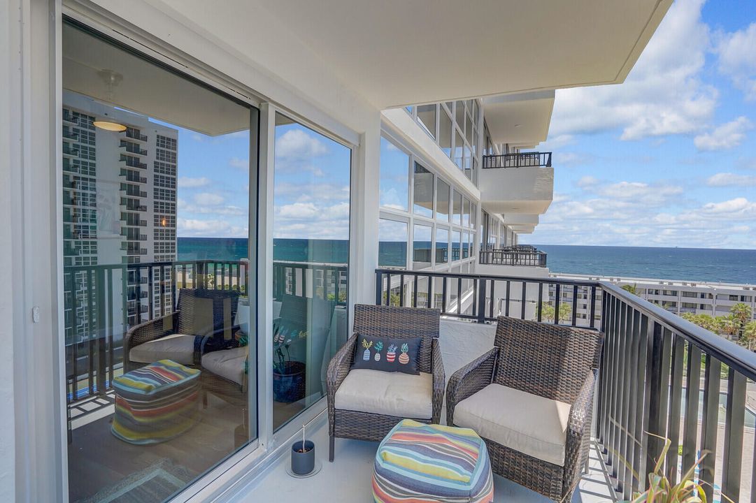 Activo con contrato: $2,800 (2 camas, 2 baños, 1140 Pies cuadrados)