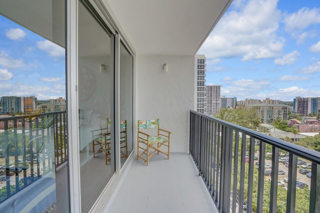 Activo con contrato: $2,800 (2 camas, 2 baños, 1140 Pies cuadrados)