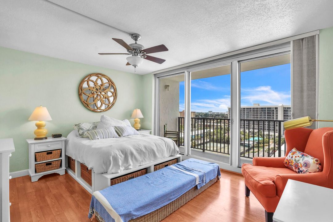 Activo con contrato: $2,800 (2 camas, 2 baños, 1140 Pies cuadrados)