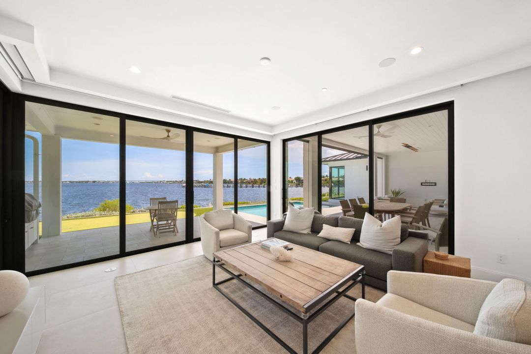 For Sale: $7,500,000 (4 beds, 5 baths, 5316 Square Feet)