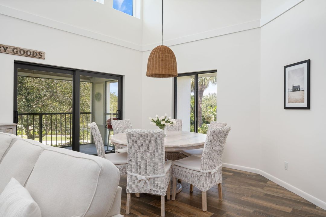 На продажу: $575,000 (2 спален, 2 ванн, 1657 Квадратных фут)