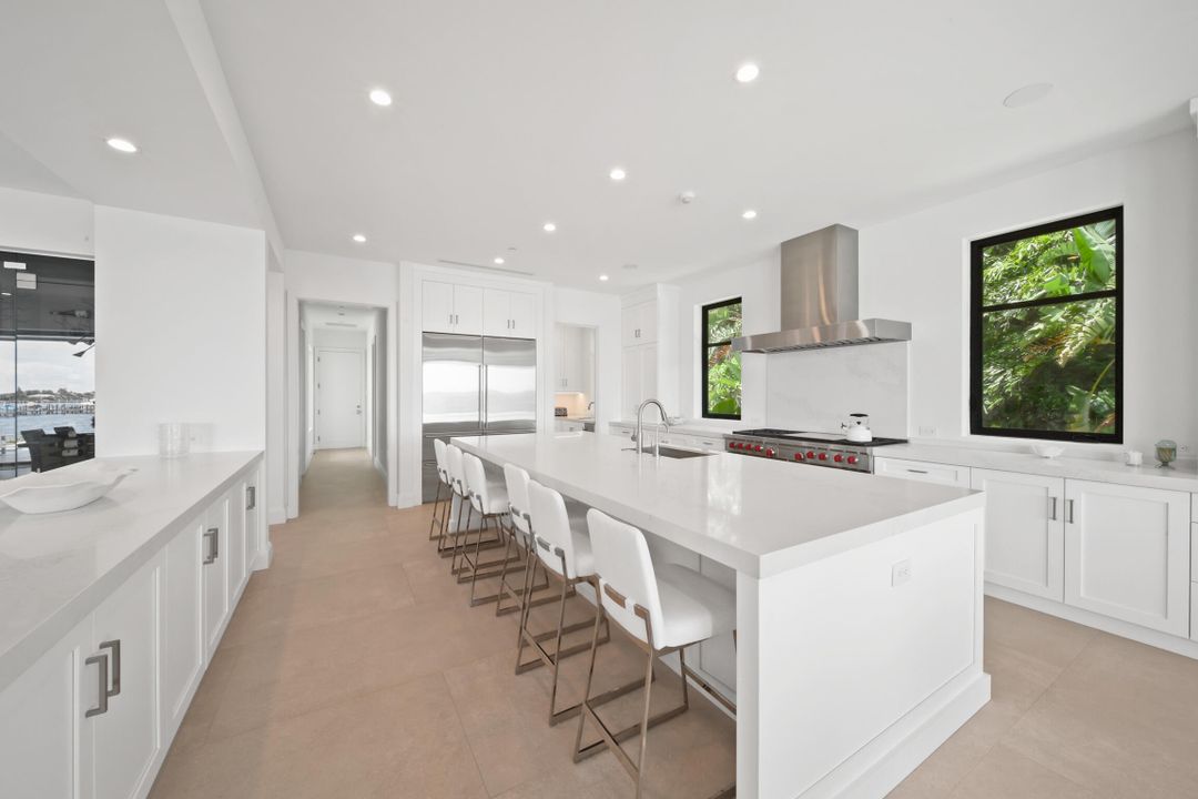 For Sale: $7,500,000 (4 beds, 5 baths, 5316 Square Feet)