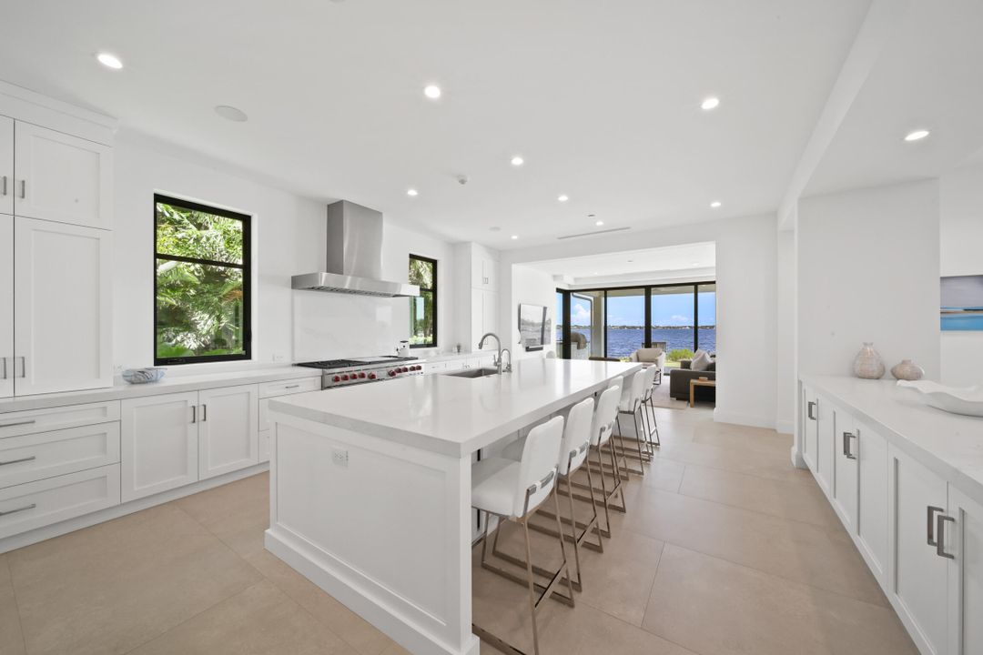 For Sale: $7,500,000 (4 beds, 5 baths, 5316 Square Feet)