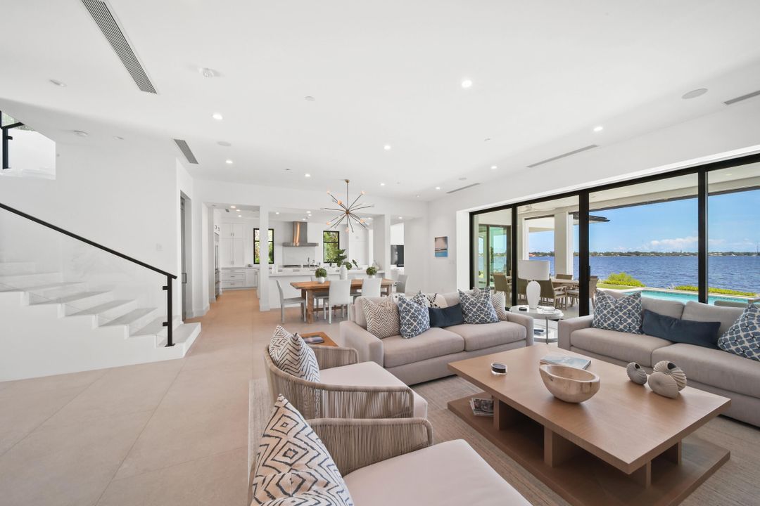 For Sale: $7,500,000 (4 beds, 5 baths, 5316 Square Feet)