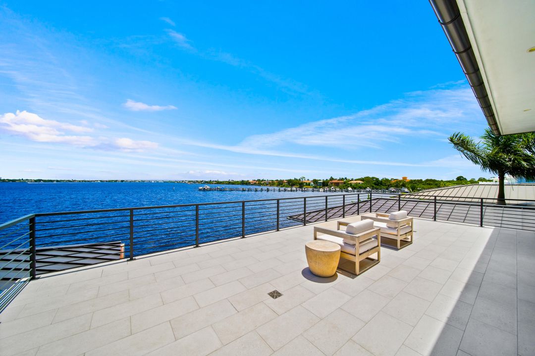 For Sale: $7,500,000 (4 beds, 5 baths, 5316 Square Feet)