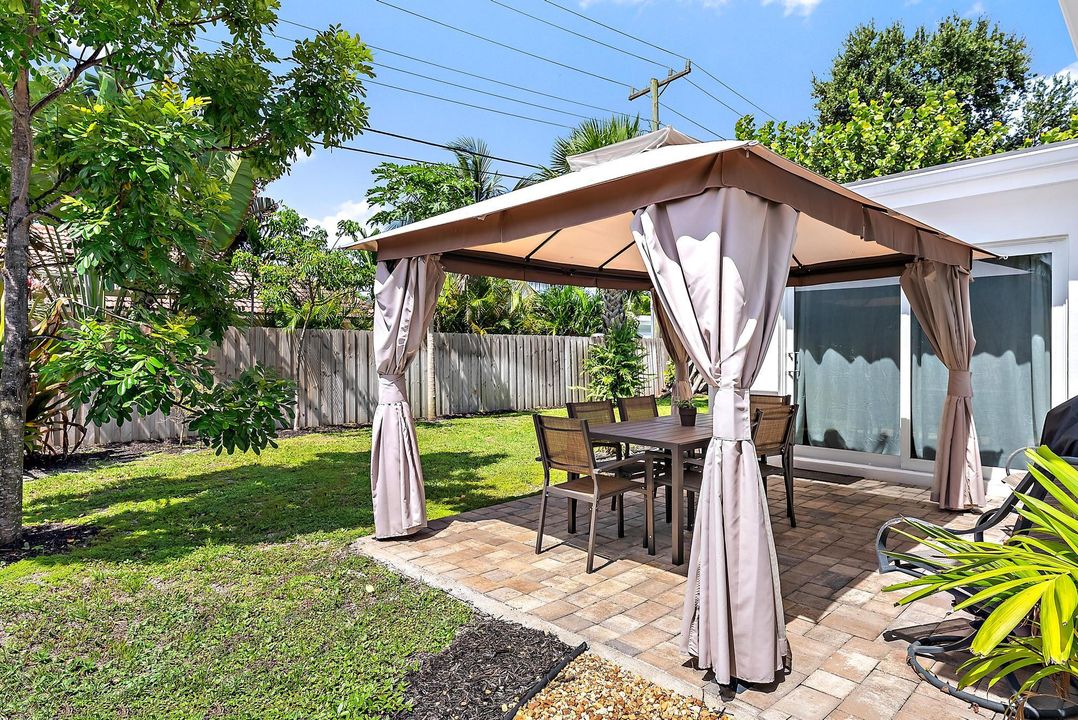 For Rent: $9,000 (3 beds, 2 baths, 1657 Square Feet)