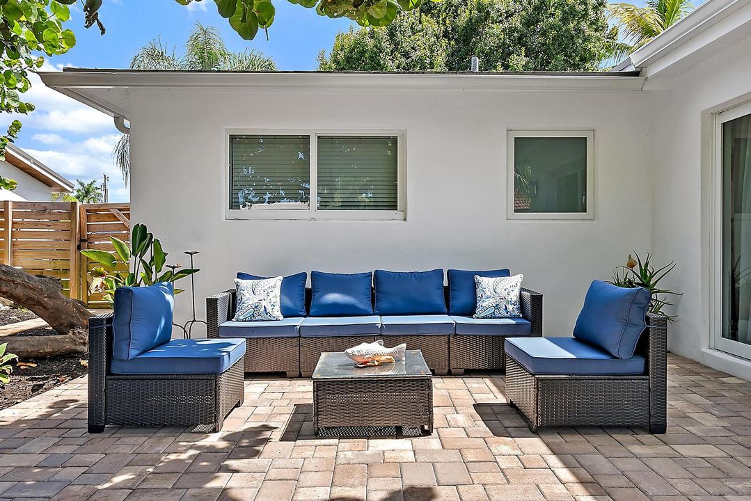 For Rent: $9,000 (3 beds, 2 baths, 1657 Square Feet)