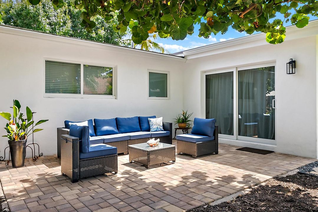 For Rent: $9,000 (3 beds, 2 baths, 1657 Square Feet)