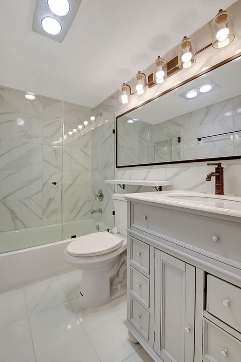 For Sale: $78,800 (1 beds, 1 baths, 570 Square Feet)