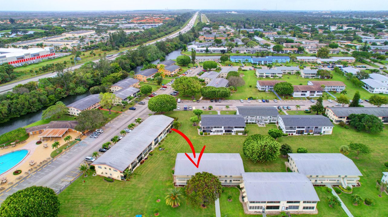 For Sale: $78,800 (1 beds, 1 baths, 570 Square Feet)