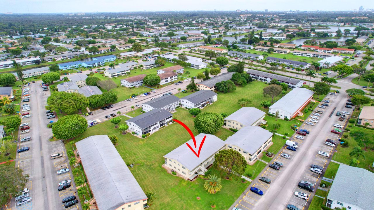 For Sale: $78,800 (1 beds, 1 baths, 570 Square Feet)