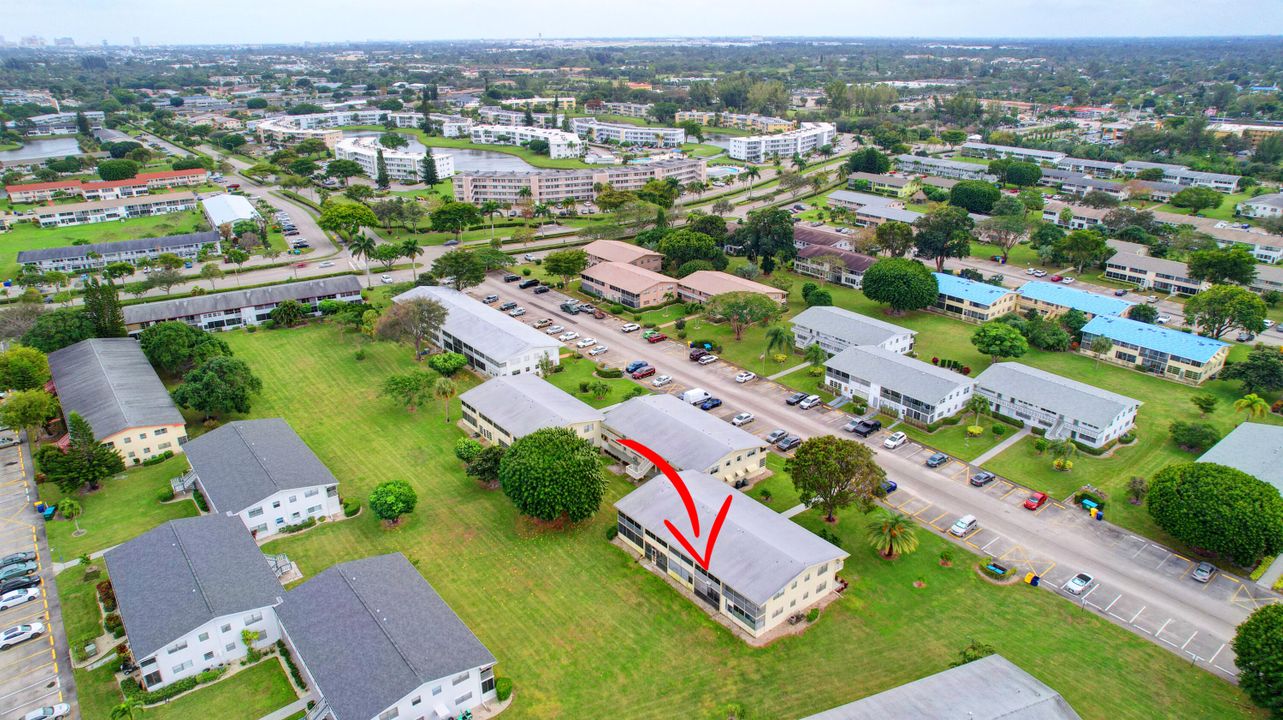 For Sale: $78,800 (1 beds, 1 baths, 570 Square Feet)