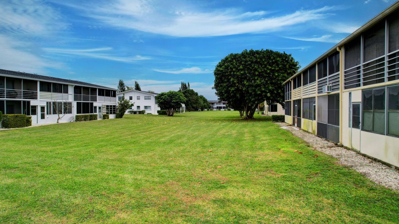 For Sale: $78,800 (1 beds, 1 baths, 570 Square Feet)