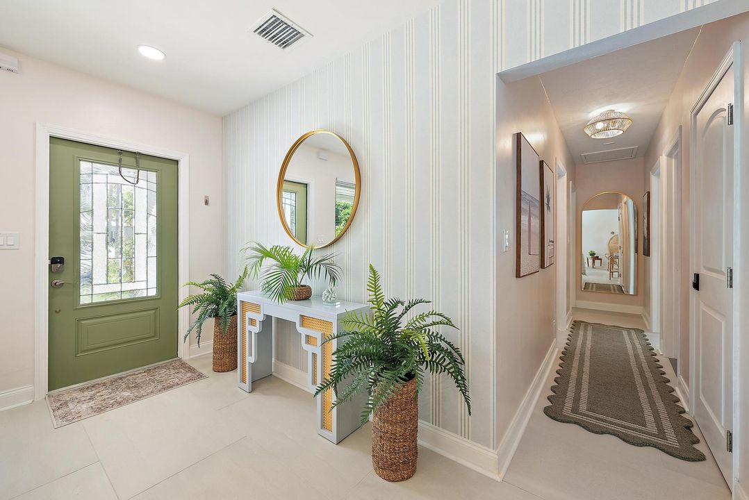 For Rent: $13,000 (3 beds, 2 baths, 1683 Square Feet)