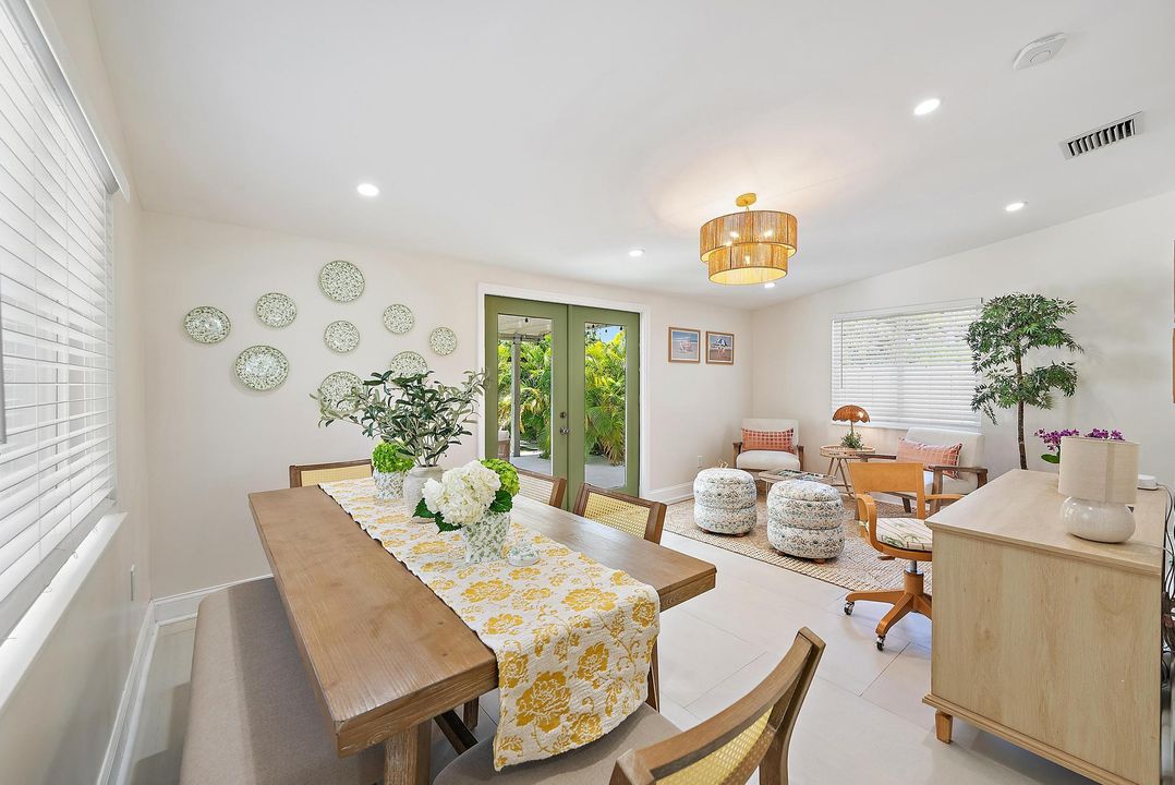 For Rent: $13,000 (3 beds, 2 baths, 1683 Square Feet)