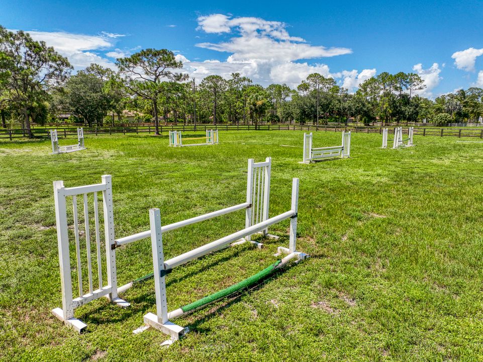 For Sale: $3,994,980 (6 beds, 6 baths, 5560 Square Feet)