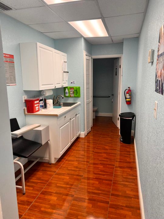 待售: $3,500 (0 贝兹, 0 浴室, 1765 平方英尺)