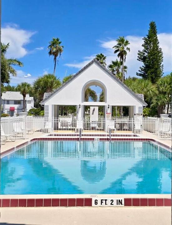 For Sale: $337,000 (2 beds, 2 baths, 1014 Square Feet)