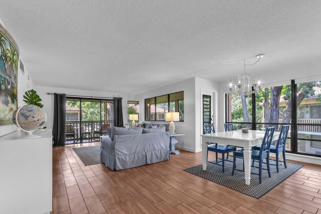 В аренду: $3,000 (2 спален, 2 ванн, 1366 Квадратных фут)