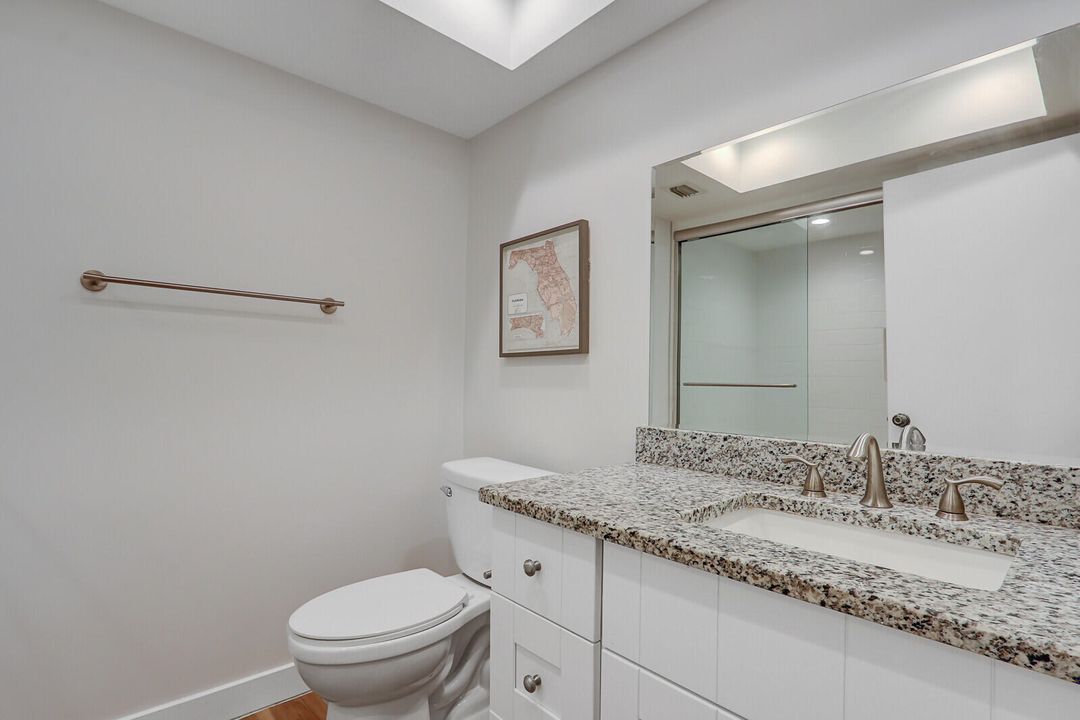 В аренду: $3,000 (2 спален, 2 ванн, 1366 Квадратных фут)