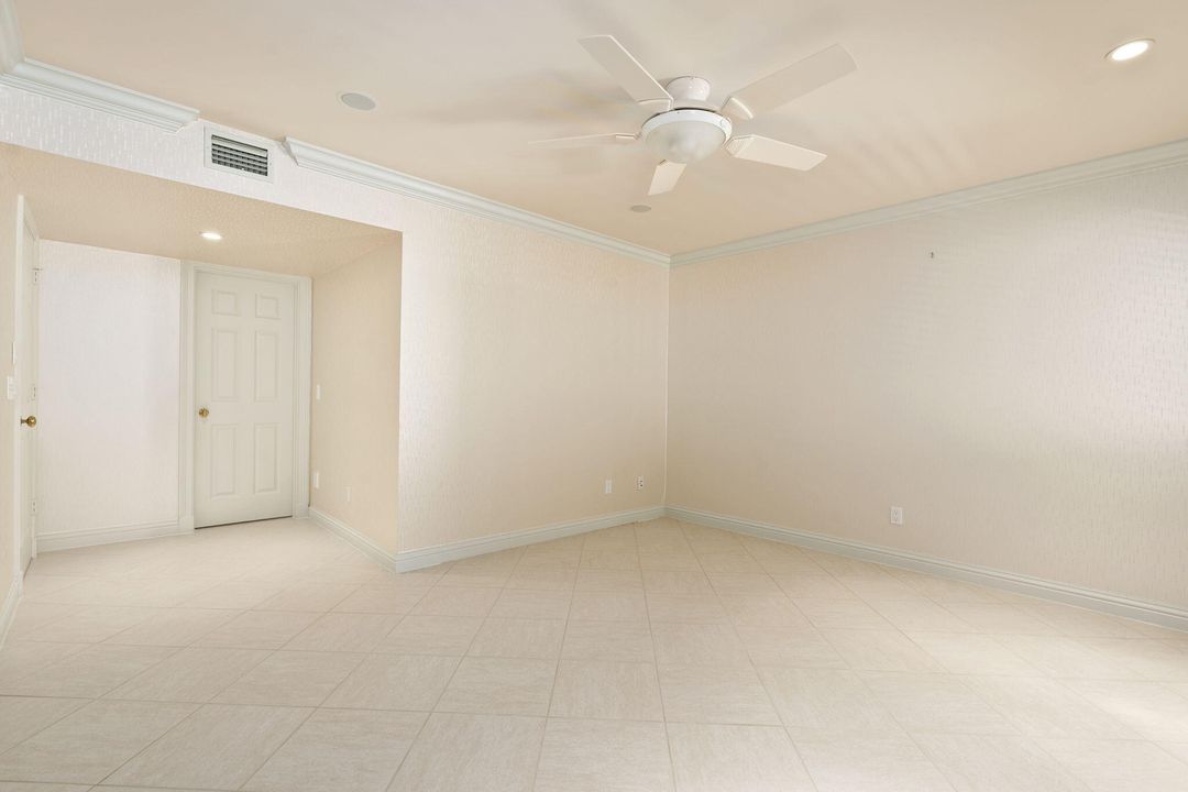 На продажу: $3,495,888 (3 спален, 3 ванн, 4841 Квадратных фут)