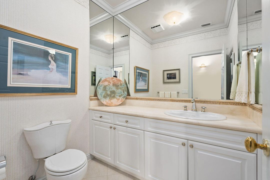 На продажу: $3,495,888 (3 спален, 3 ванн, 4841 Квадратных фут)