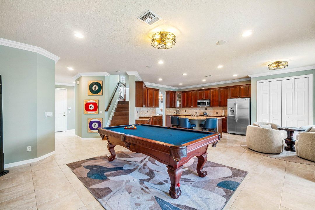 For Sale: $869,900 (4 beds, 3 baths, 3646 Square Feet)