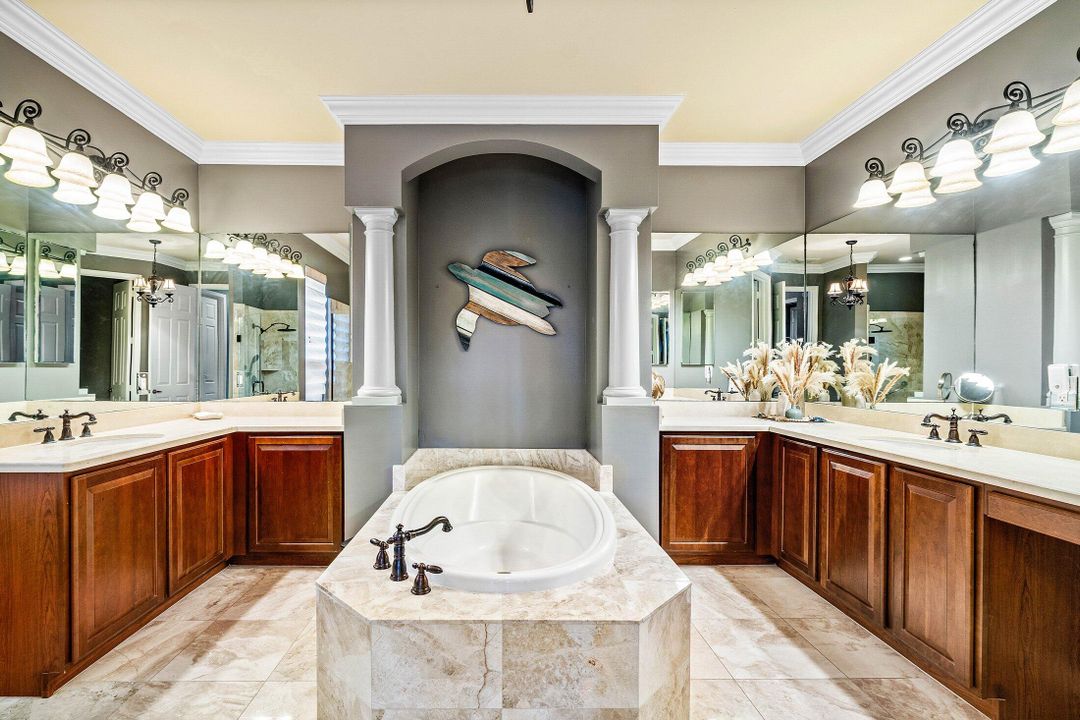 For Sale: $869,900 (4 beds, 3 baths, 3646 Square Feet)