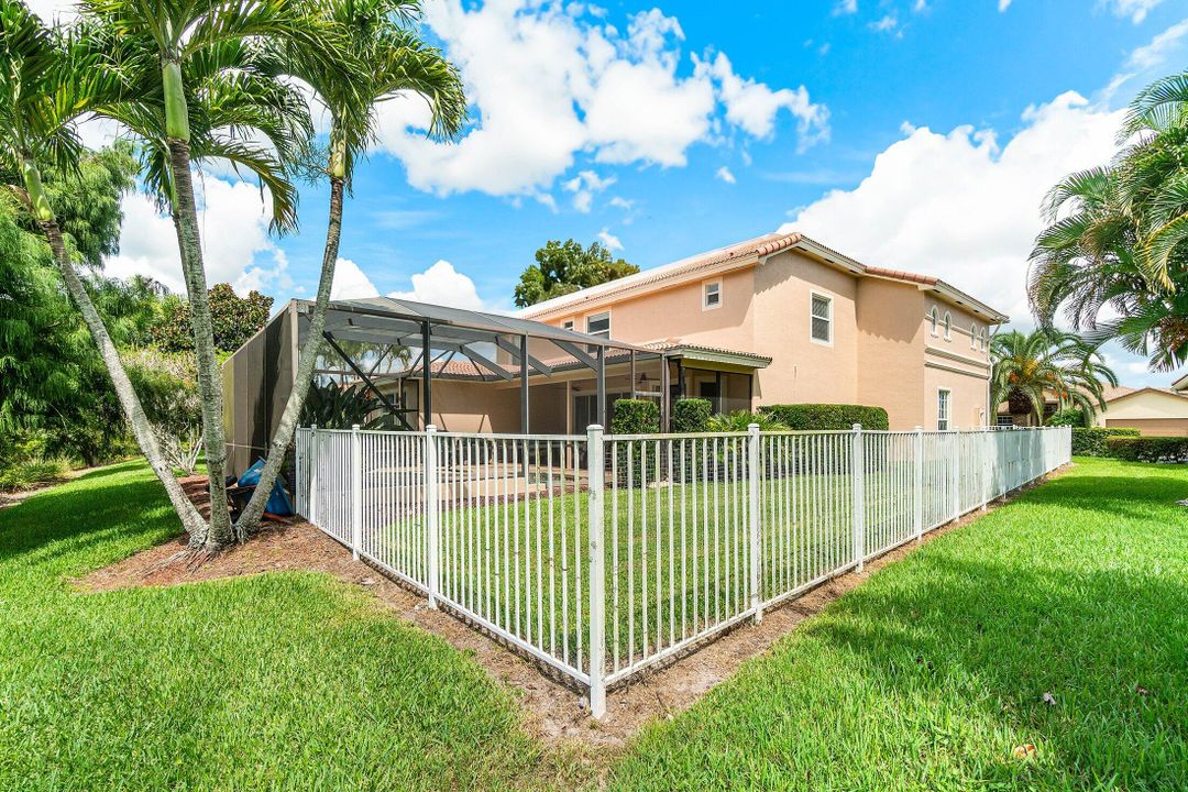 For Sale: $869,900 (4 beds, 3 baths, 3646 Square Feet)