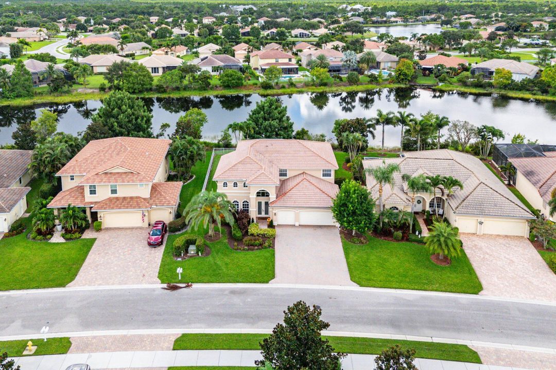 For Sale: $869,900 (4 beds, 3 baths, 3646 Square Feet)