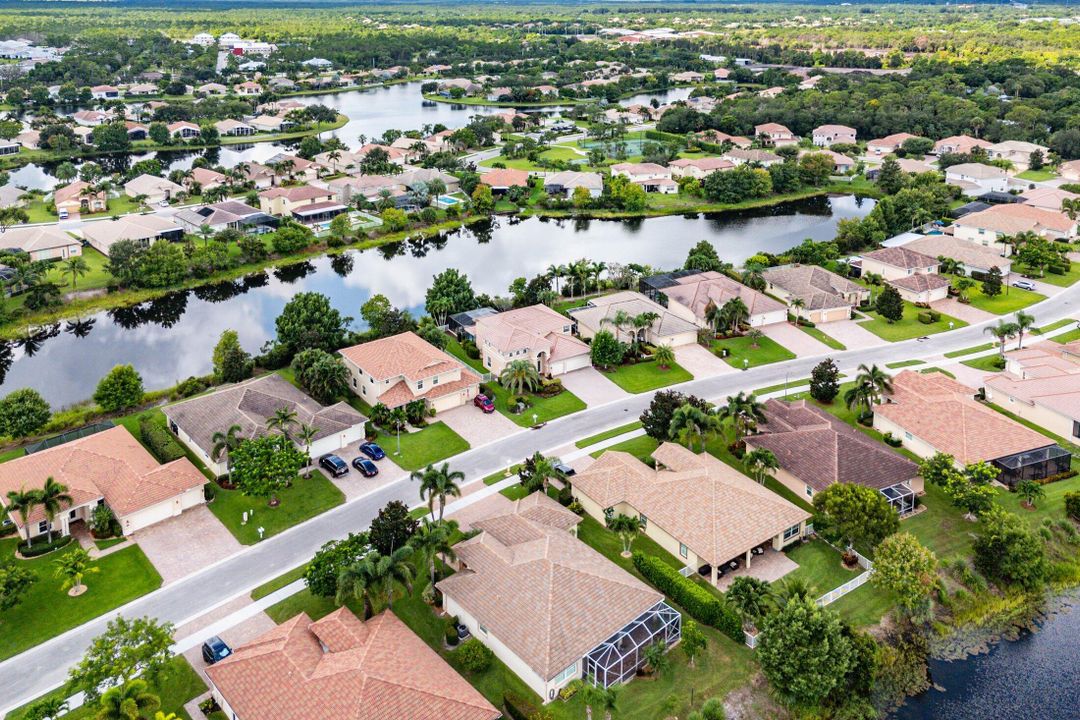 For Sale: $869,900 (4 beds, 3 baths, 3646 Square Feet)