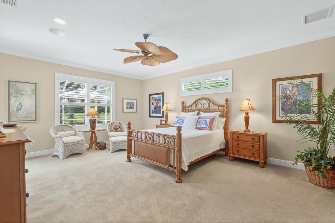 合同活跃: $649,900 (3 贝兹, 2 浴室, 2344 平方英尺)