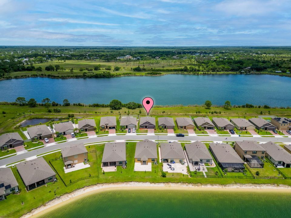 En Renta: $2,100 (4 camas, 2 baños, 1830 Pies cuadrados)