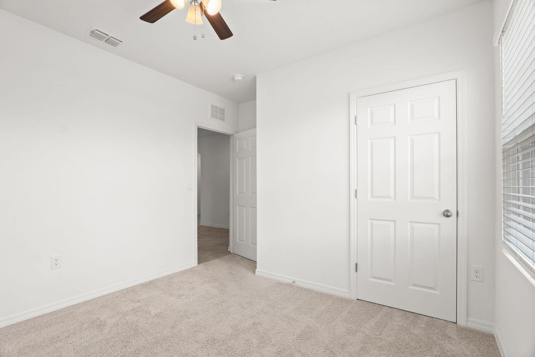 En Renta: $2,100 (4 camas, 2 baños, 1830 Pies cuadrados)