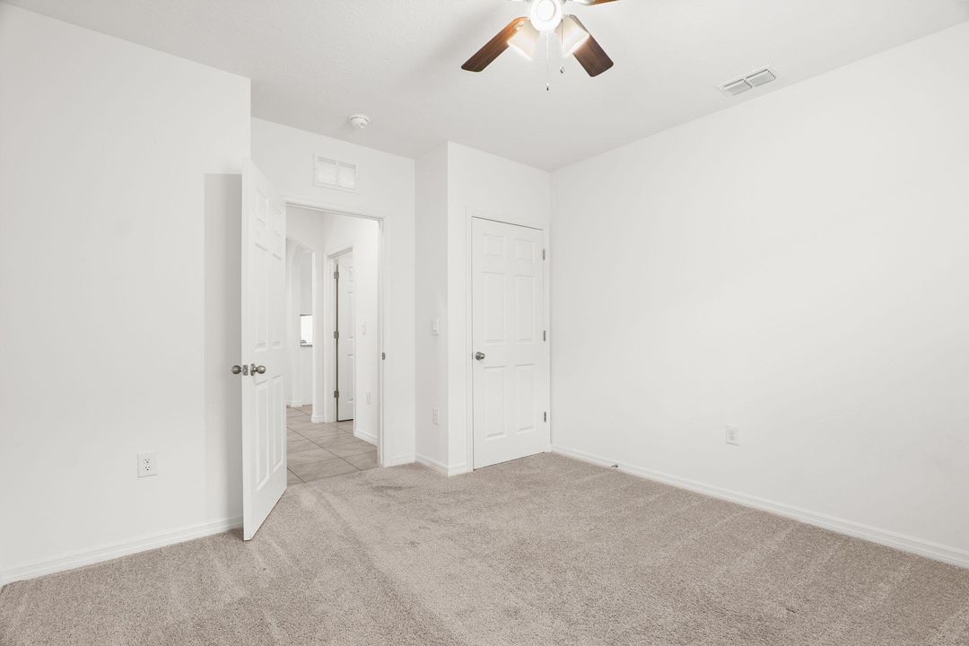 En Renta: $2,100 (4 camas, 2 baños, 1830 Pies cuadrados)