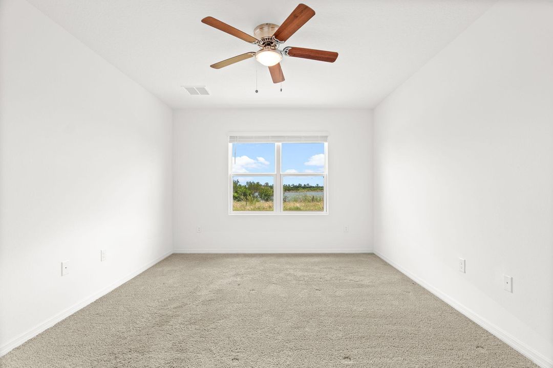 En Renta: $2,100 (4 camas, 2 baños, 1830 Pies cuadrados)