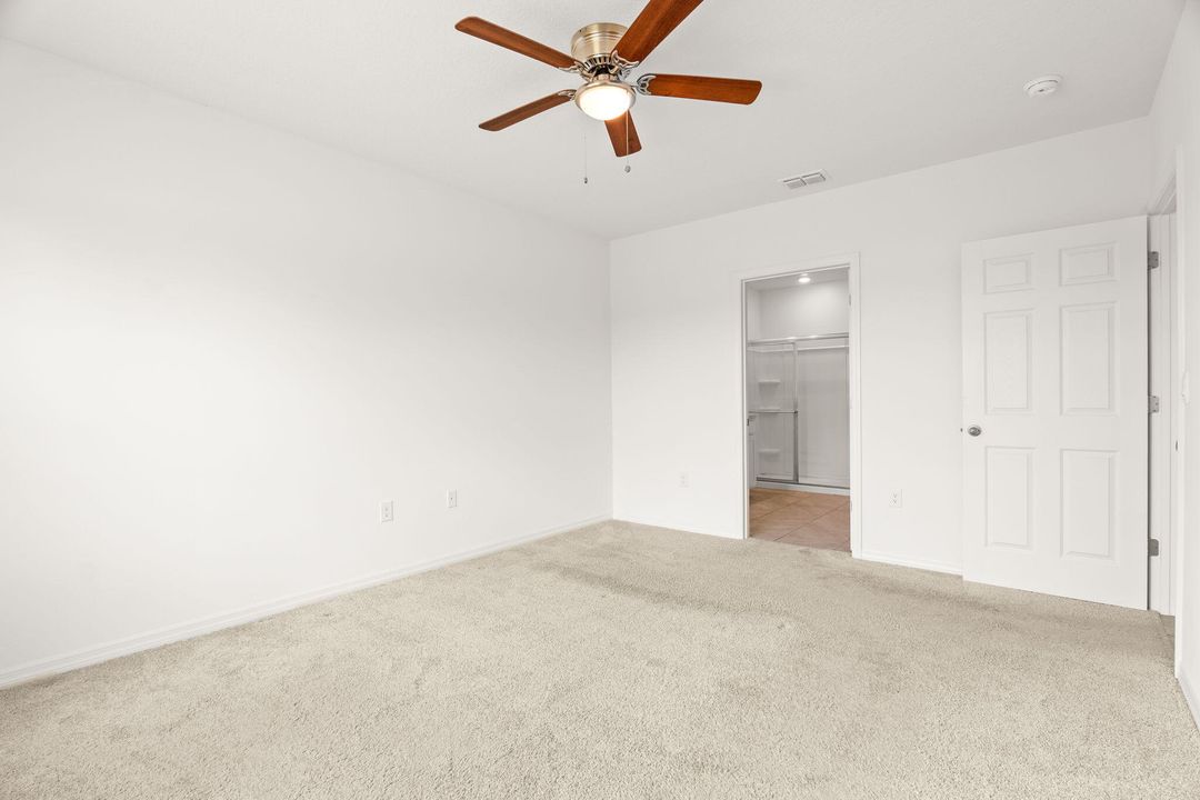 En Renta: $2,100 (4 camas, 2 baños, 1830 Pies cuadrados)