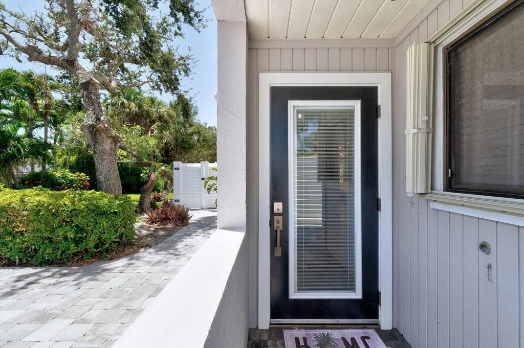 待售: $625,000 (2 贝兹, 2 浴室, 1676 平方英尺)