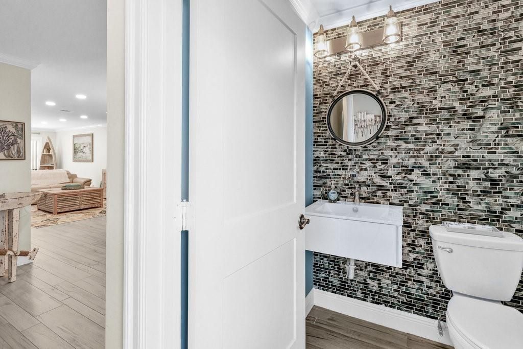 待售: $625,000 (2 贝兹, 2 浴室, 1676 平方英尺)