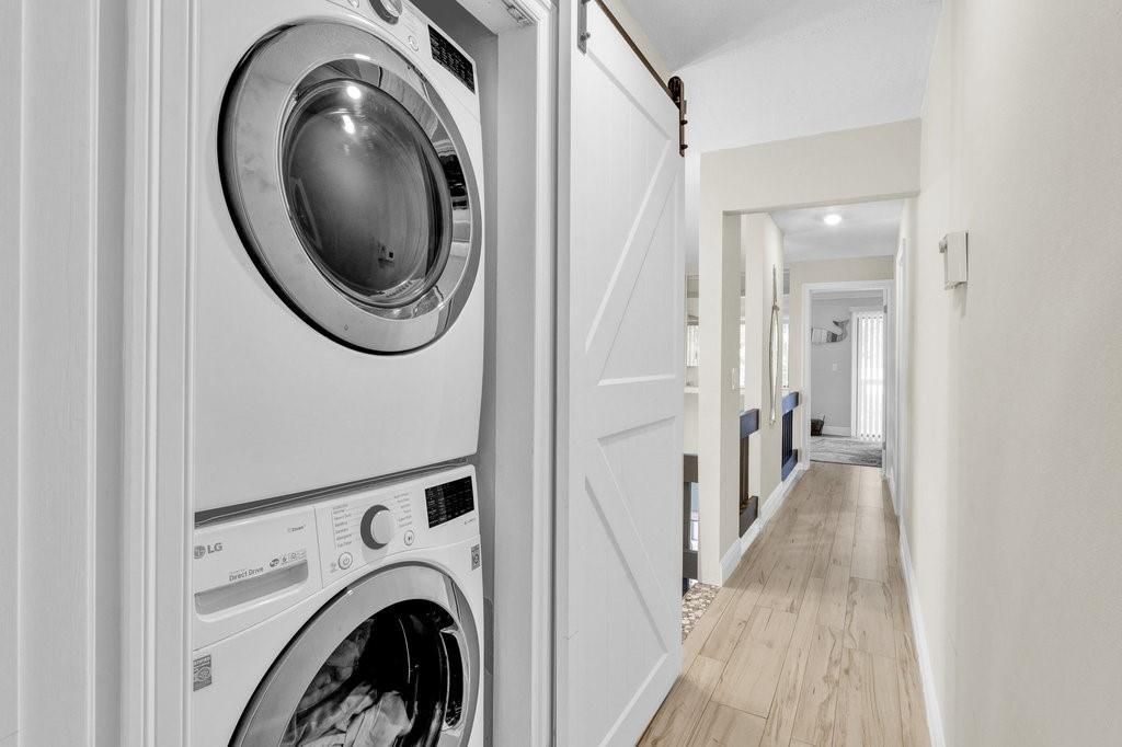 待售: $625,000 (2 贝兹, 2 浴室, 1676 平方英尺)