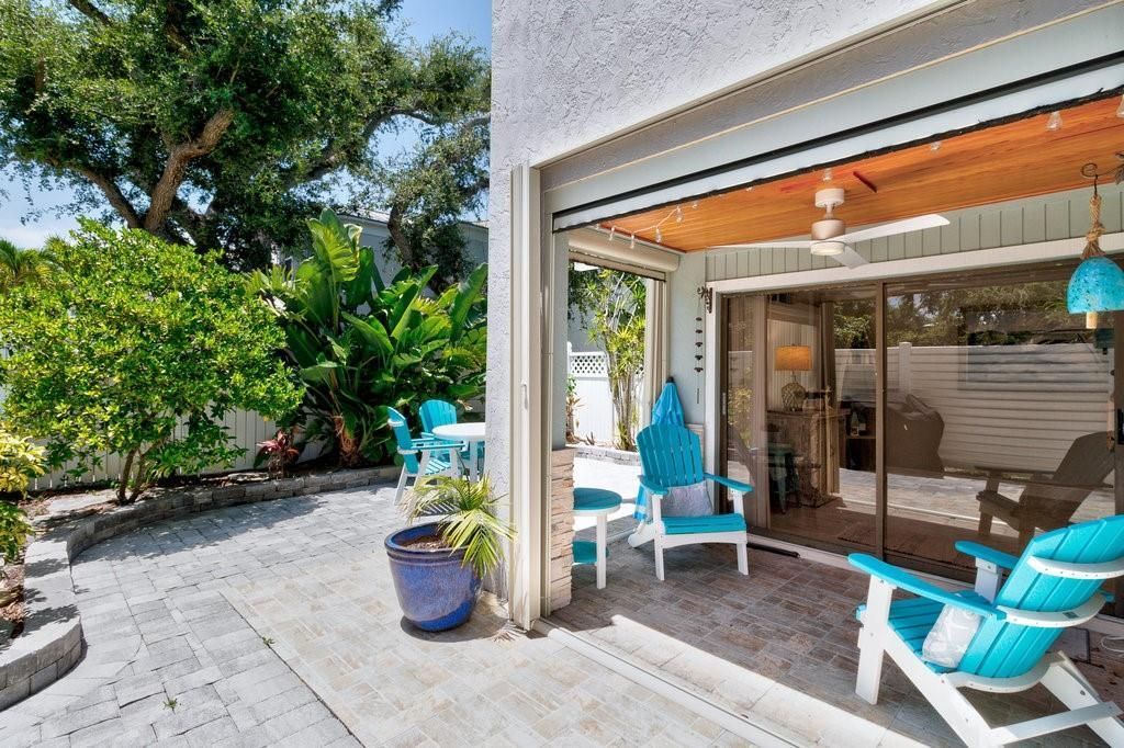 待售: $625,000 (2 贝兹, 2 浴室, 1676 平方英尺)