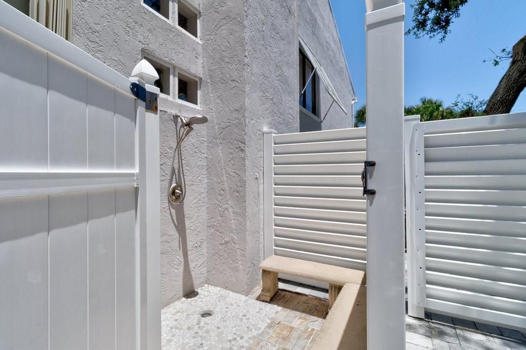 待售: $625,000 (2 贝兹, 2 浴室, 1676 平方英尺)