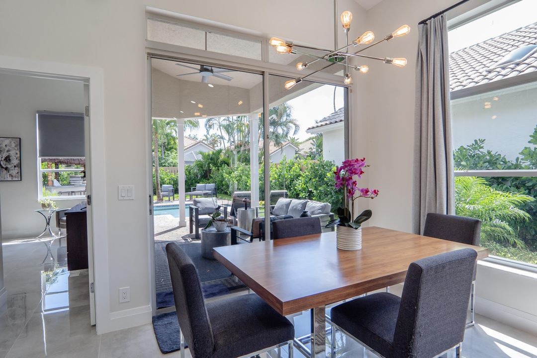 Activo con contrato: $12,995 (2 camas, 2 baños, 1689 Pies cuadrados)