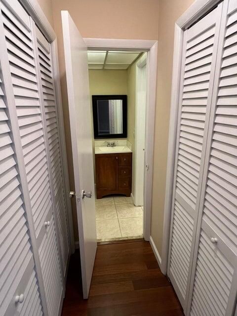 Под контрактом: $1,700 (1 спален, 1 ванн, 635 Квадратных фут)