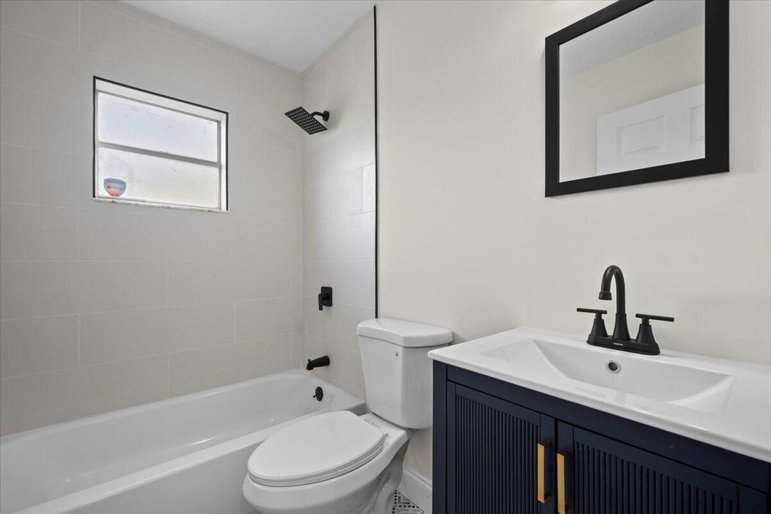 Active With Contract: $595,000 (4 beds, 2 baths, 1504 Square Feet)