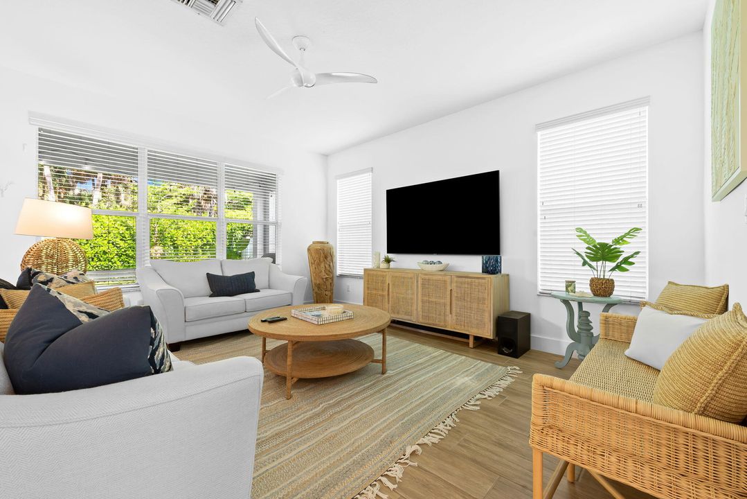 Active With Contract: $630,000 (3 beds, 2 baths, 2320 Square Feet)