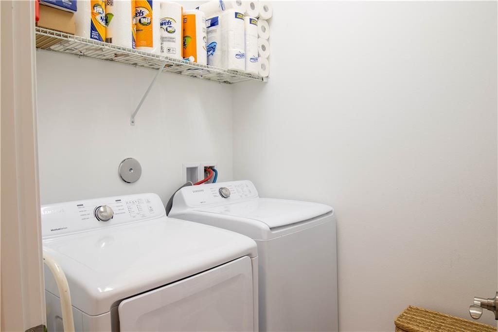 出租: $2,500 (3 贝兹, 2 浴室, 1624 平方英尺)