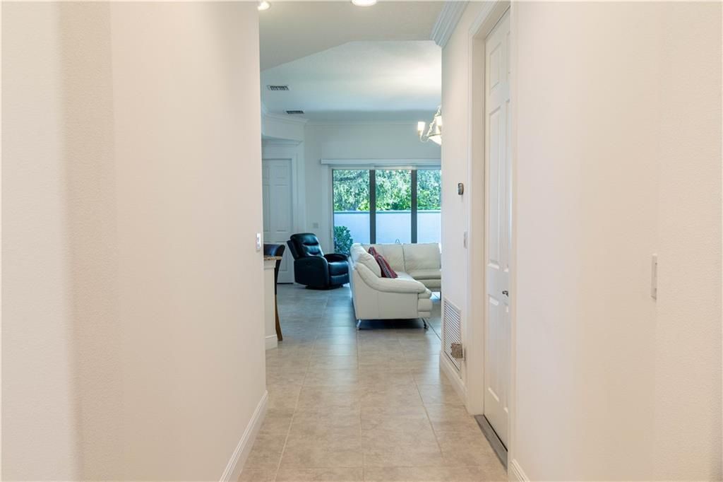 出租: $2,500 (3 贝兹, 2 浴室, 1624 平方英尺)