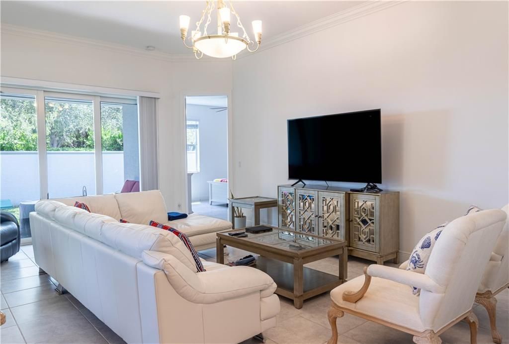 出租: $2,500 (3 贝兹, 2 浴室, 1624 平方英尺)