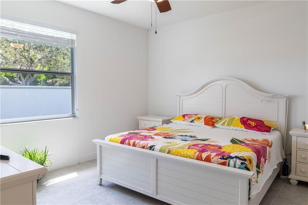 出租: $2,500 (3 贝兹, 2 浴室, 1624 平方英尺)